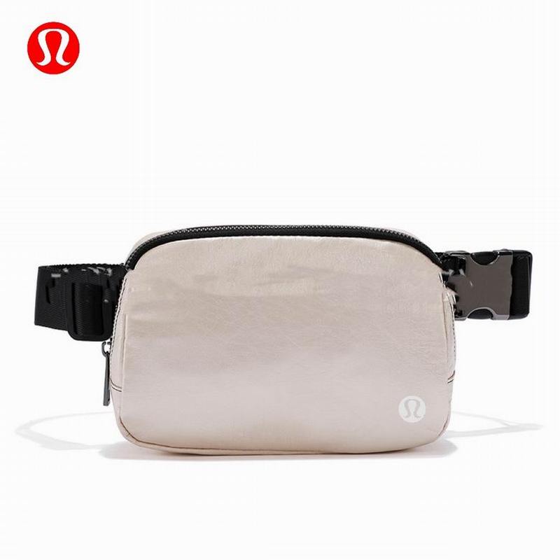 Lululemon Handbags 325